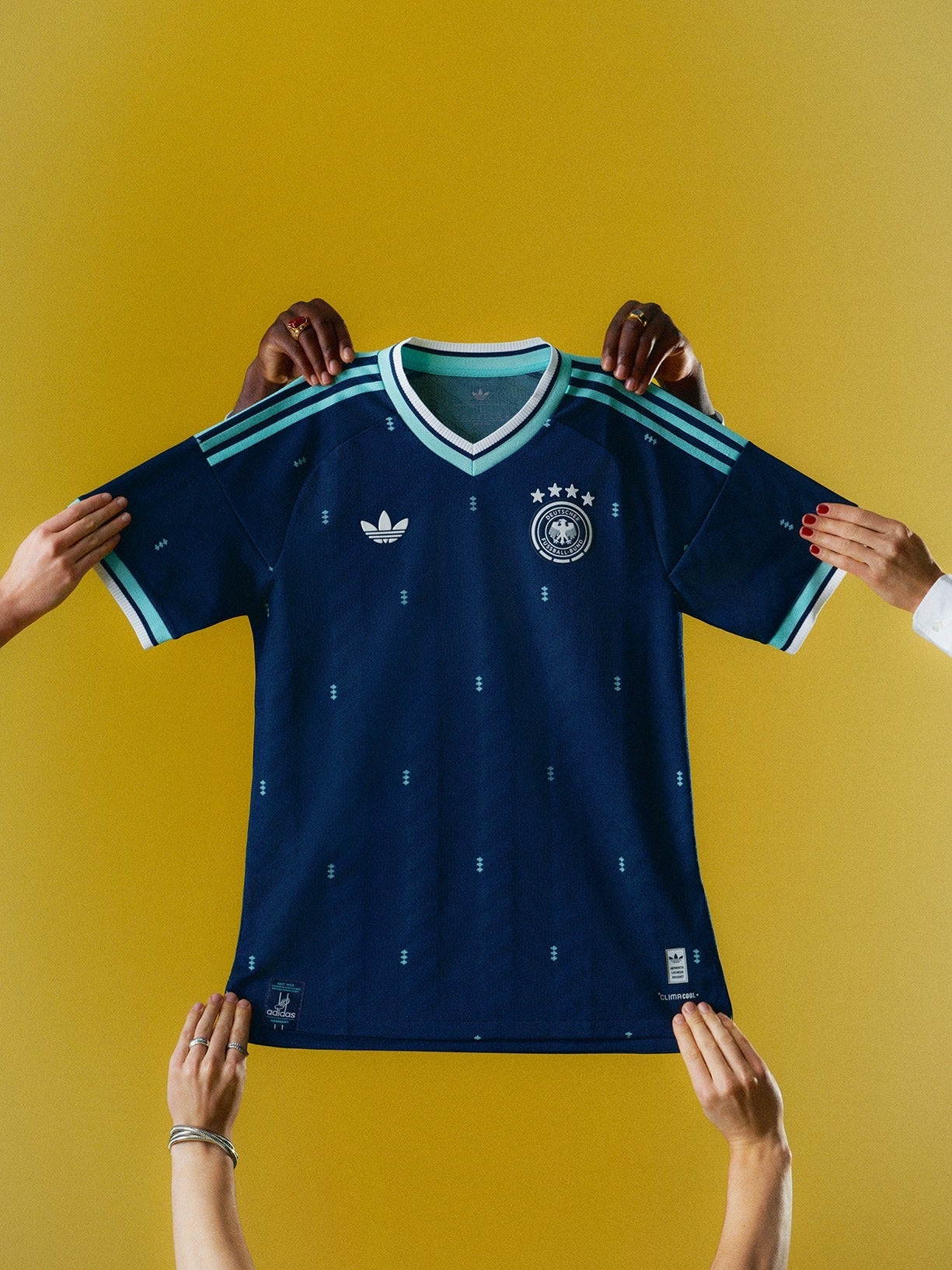 Germany Away 26/27