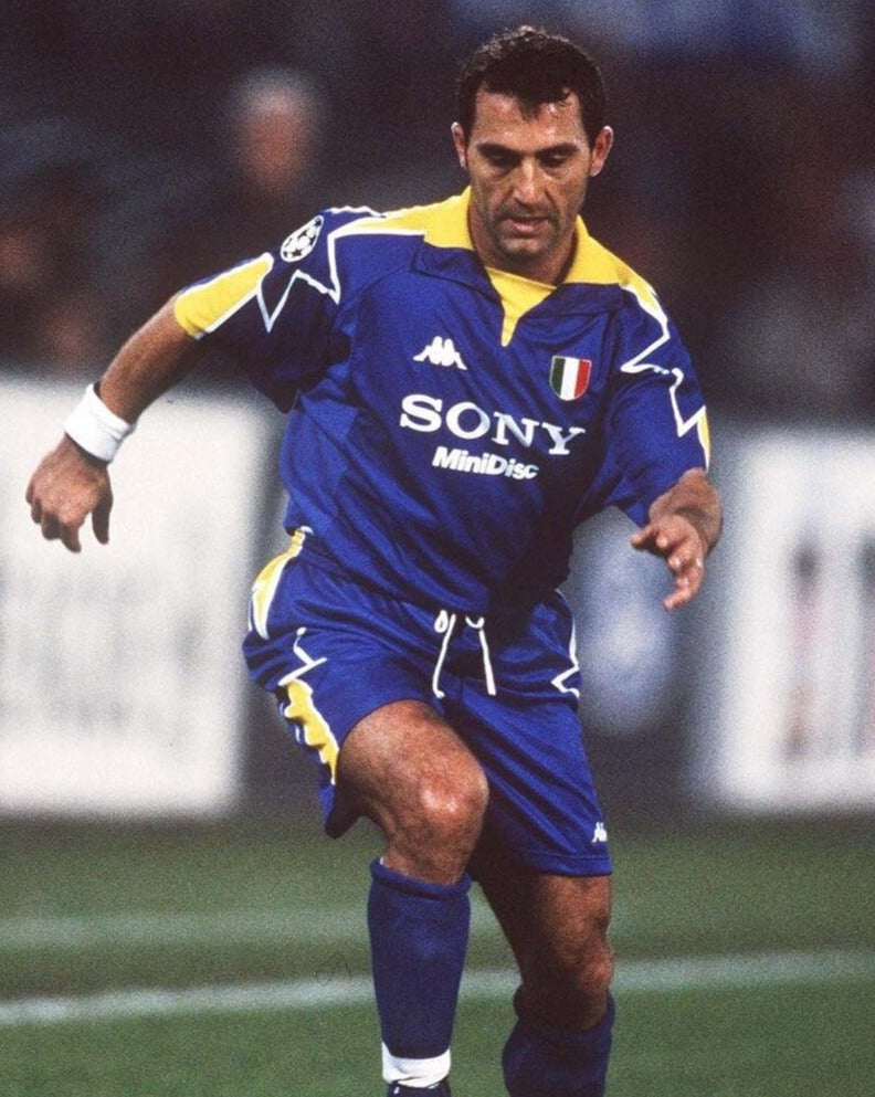Juventus Away 95/96 Retro