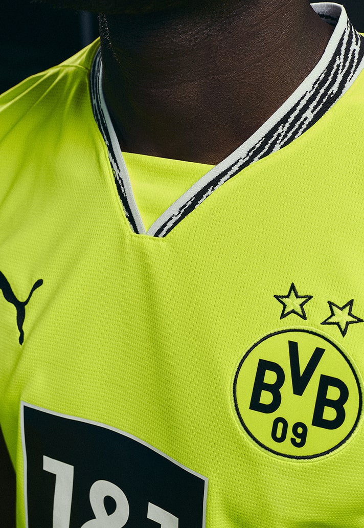 Borussia Dortmund Neon Special 24/25 Kit