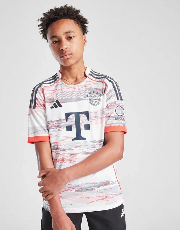 Bayern Munich Away 25/26 (Kid's Size)