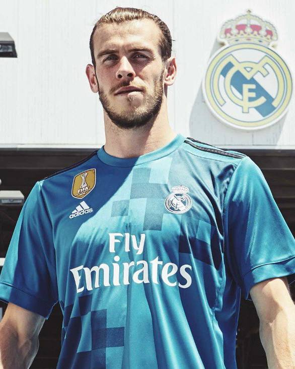 Real Madrid Third 17/18 Retro