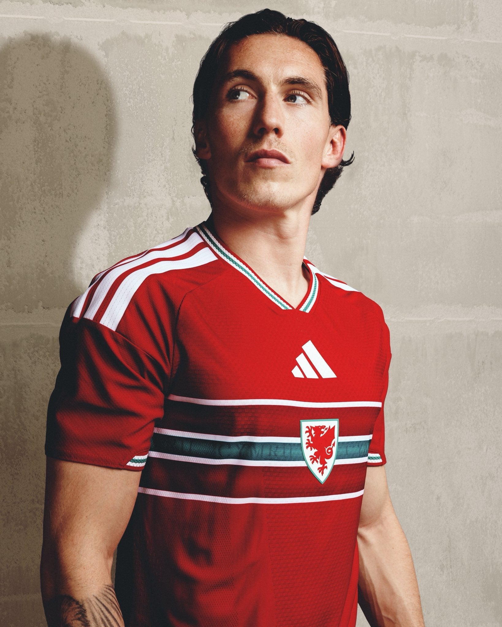 Wales Home 26/27