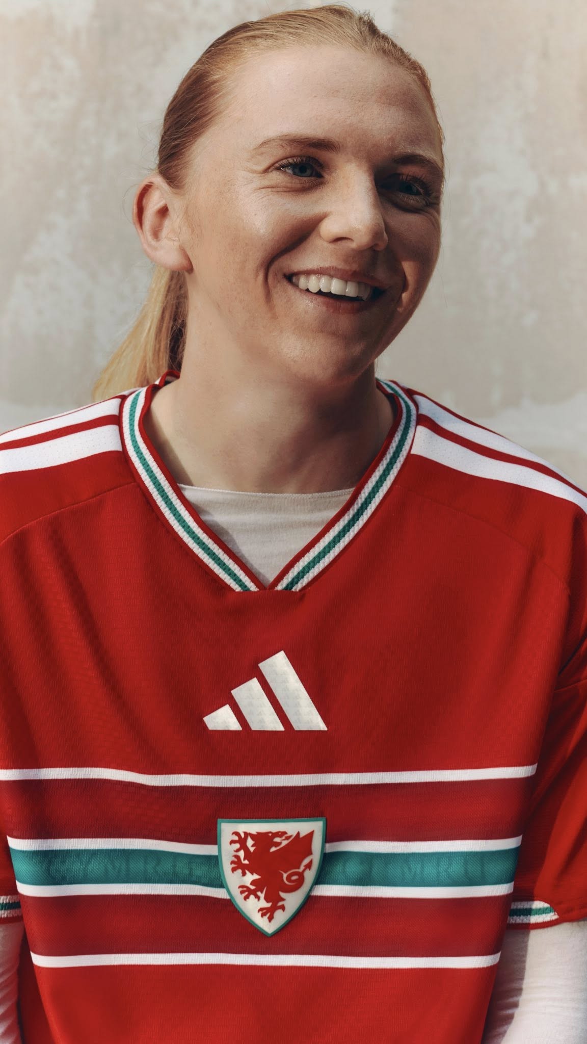 Wales Home 26/27