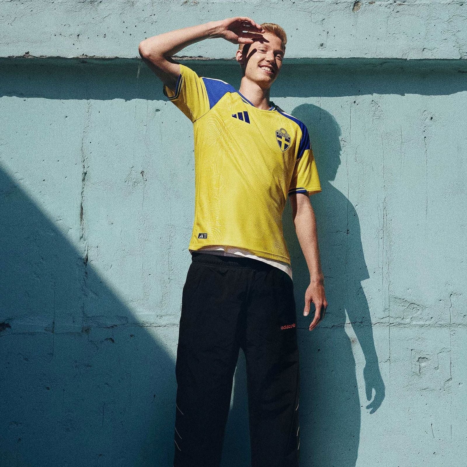 Sweden Home 26/27