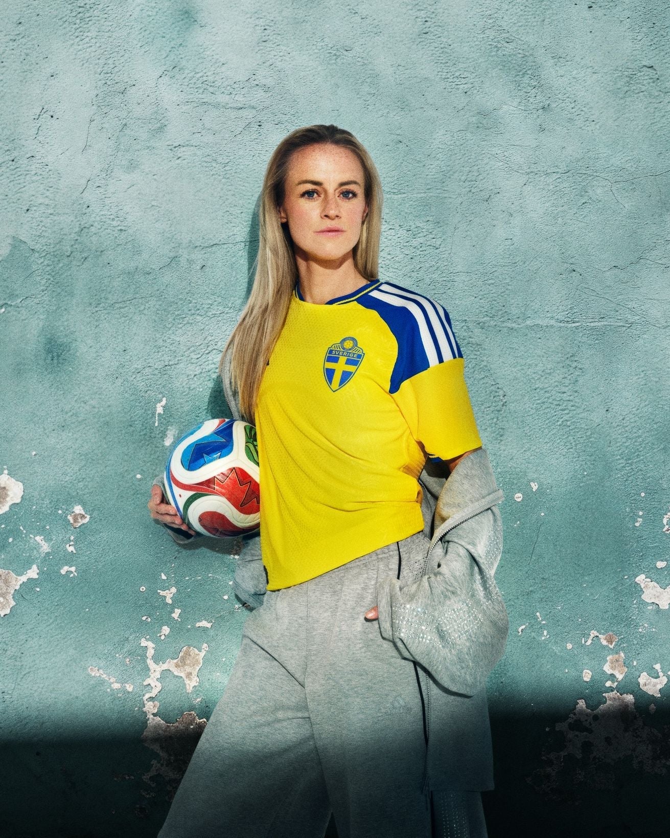 Sweden Home 26/27
