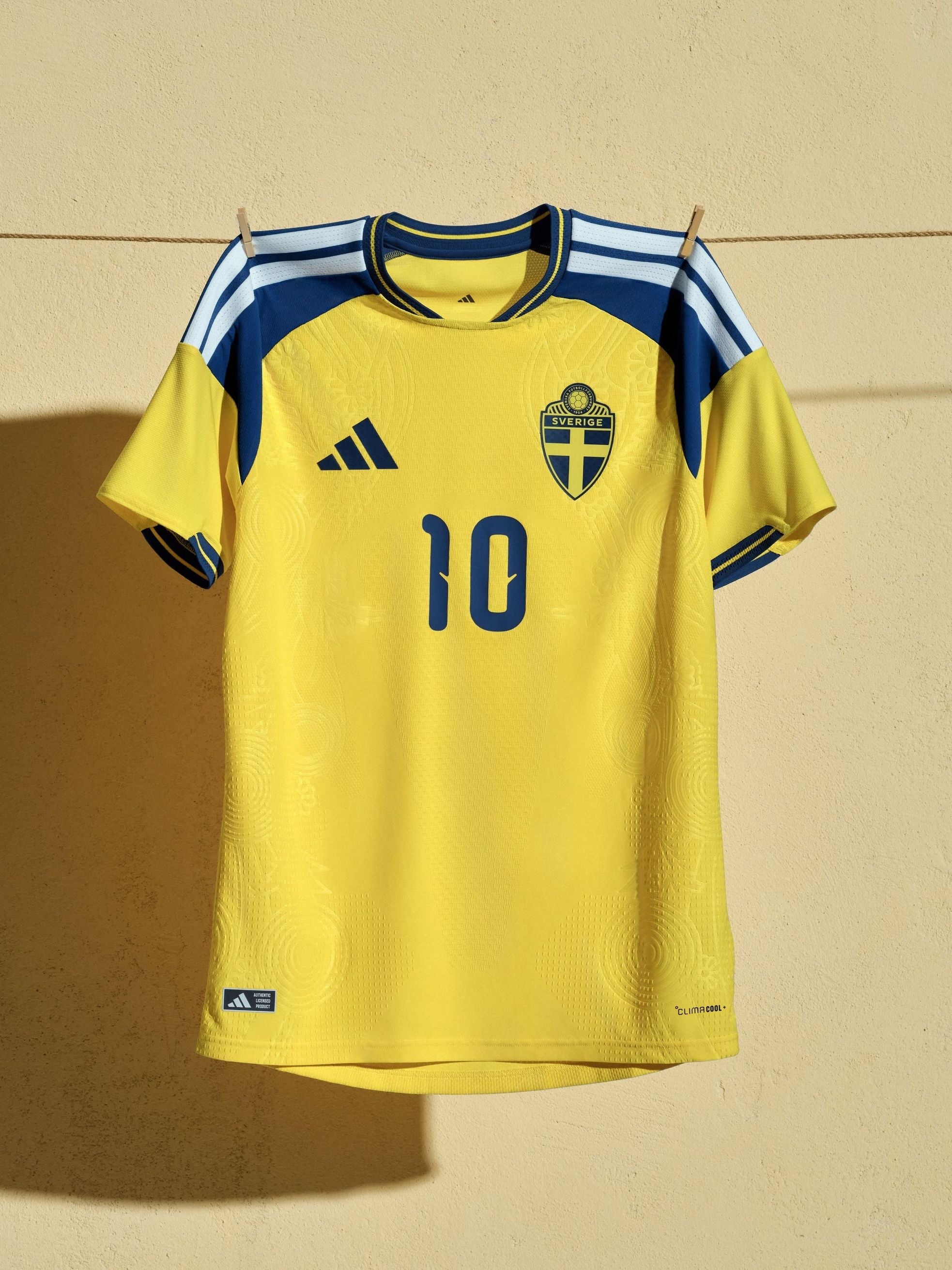 Sweden Home 26/27