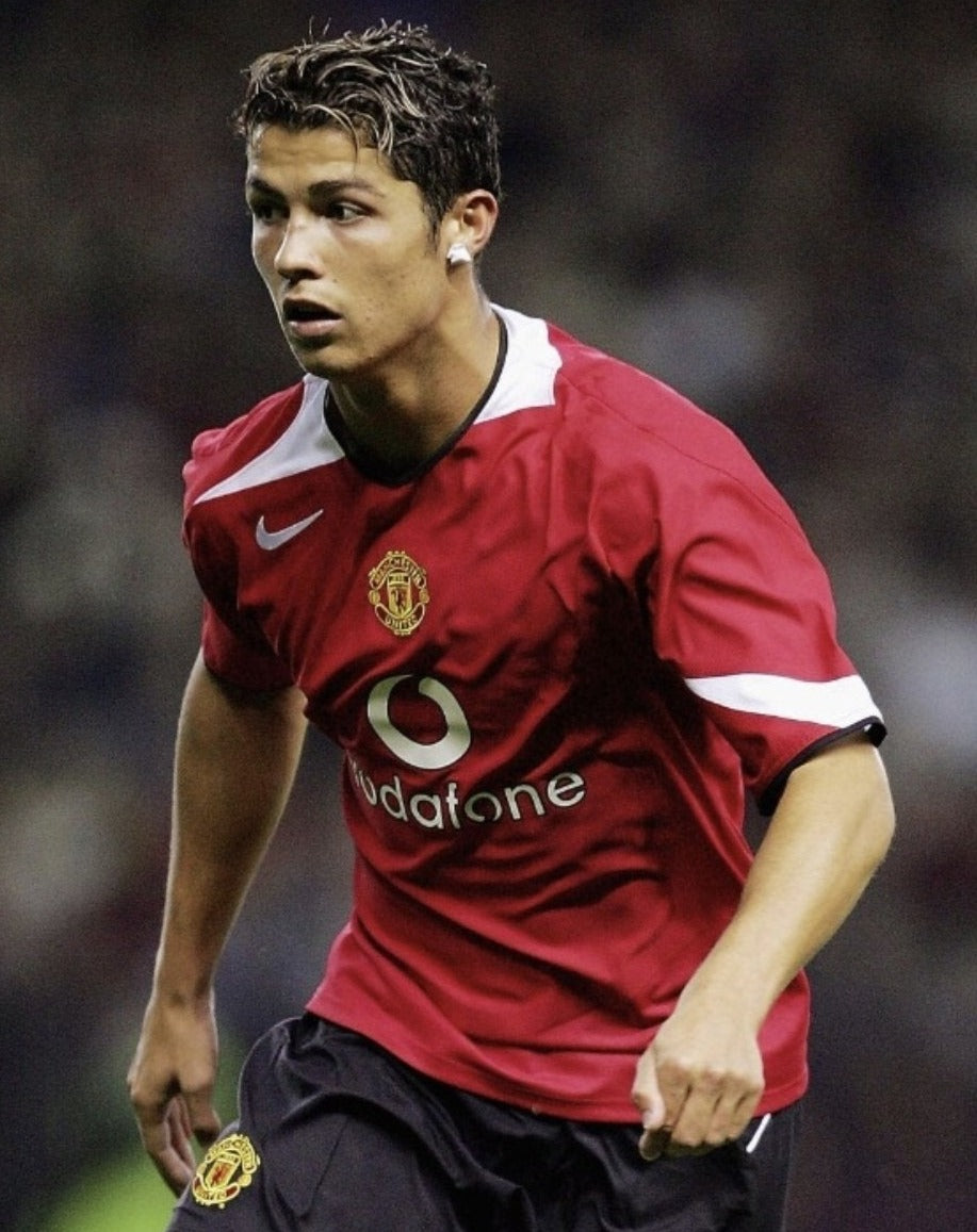 Manchester United Home 04/06 Retro