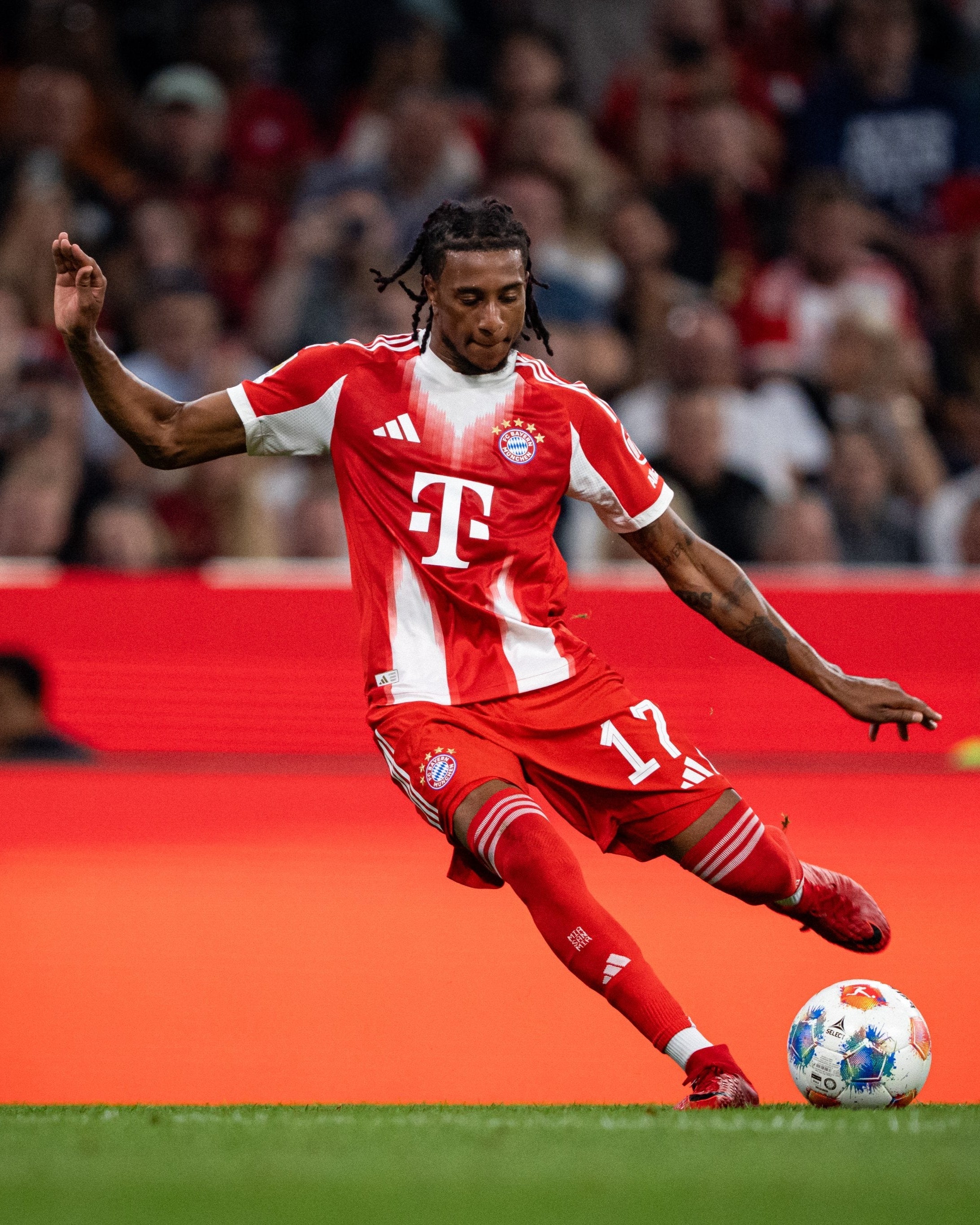 Bayern Munich Home 25/26 (Player's Version)