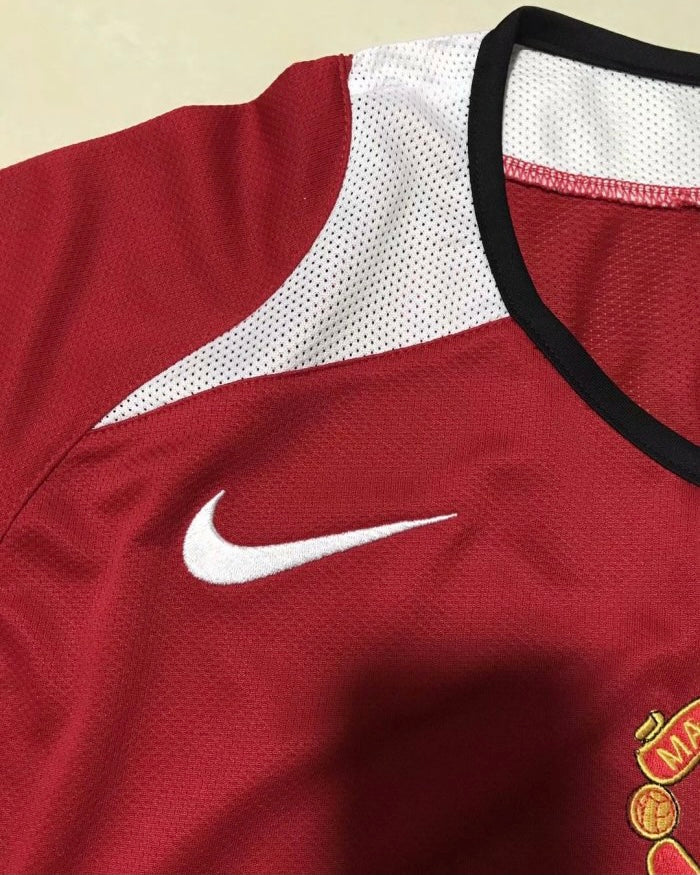 Manchester United Home 04/06 Retro