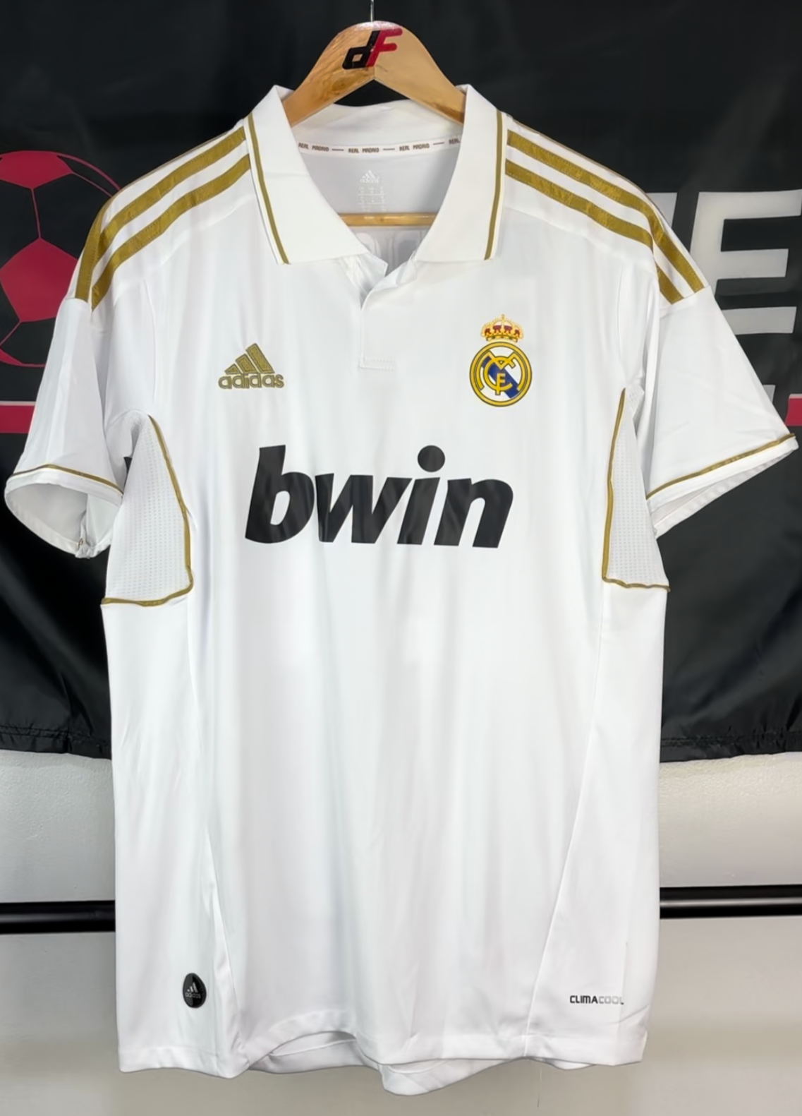 Real Madrid Home 11/12 Retro