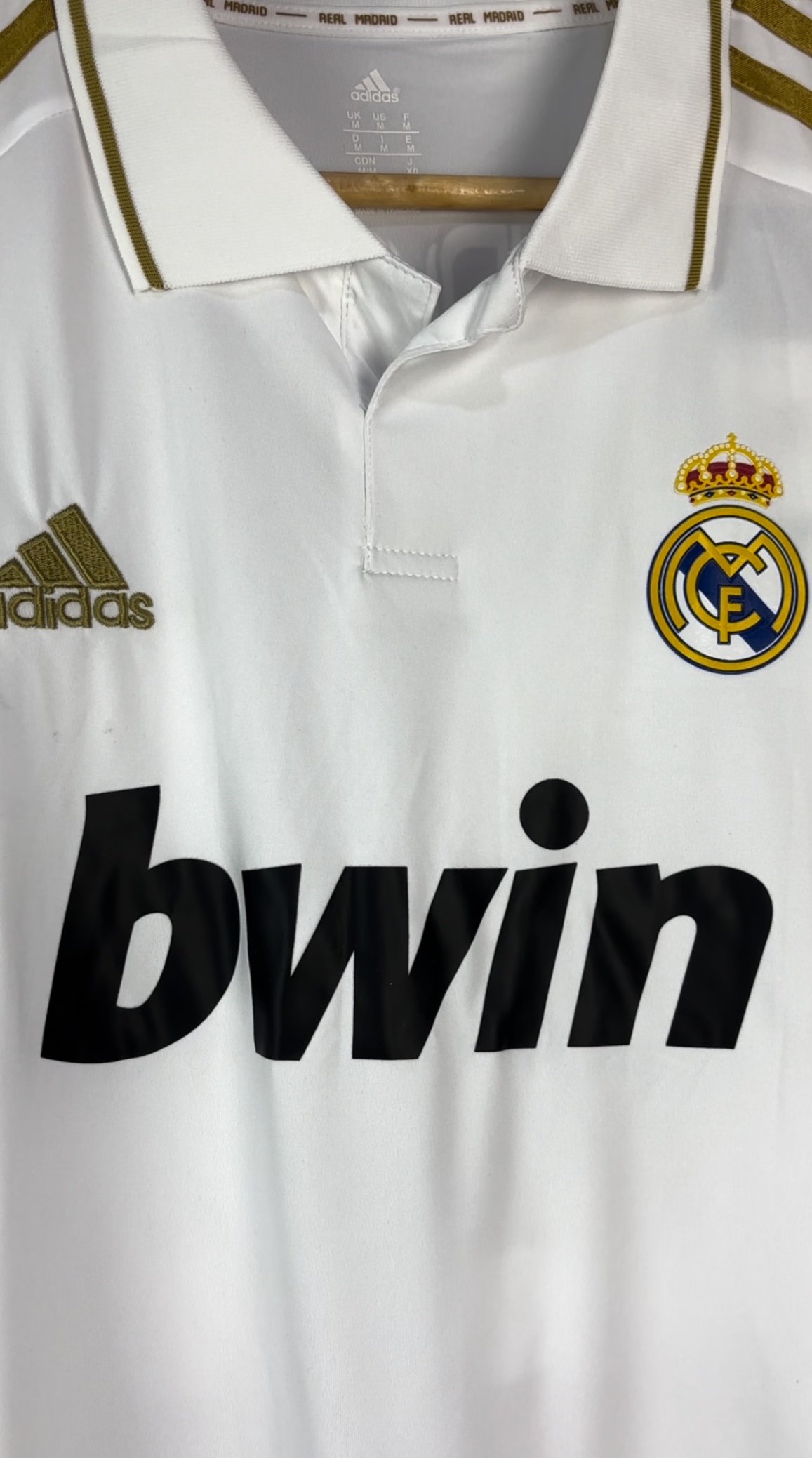 Real Madrid Home 11/12 Retro