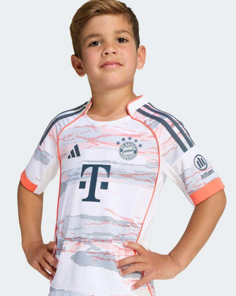 Bayern Munich Away 25/26 (Kid's Size)