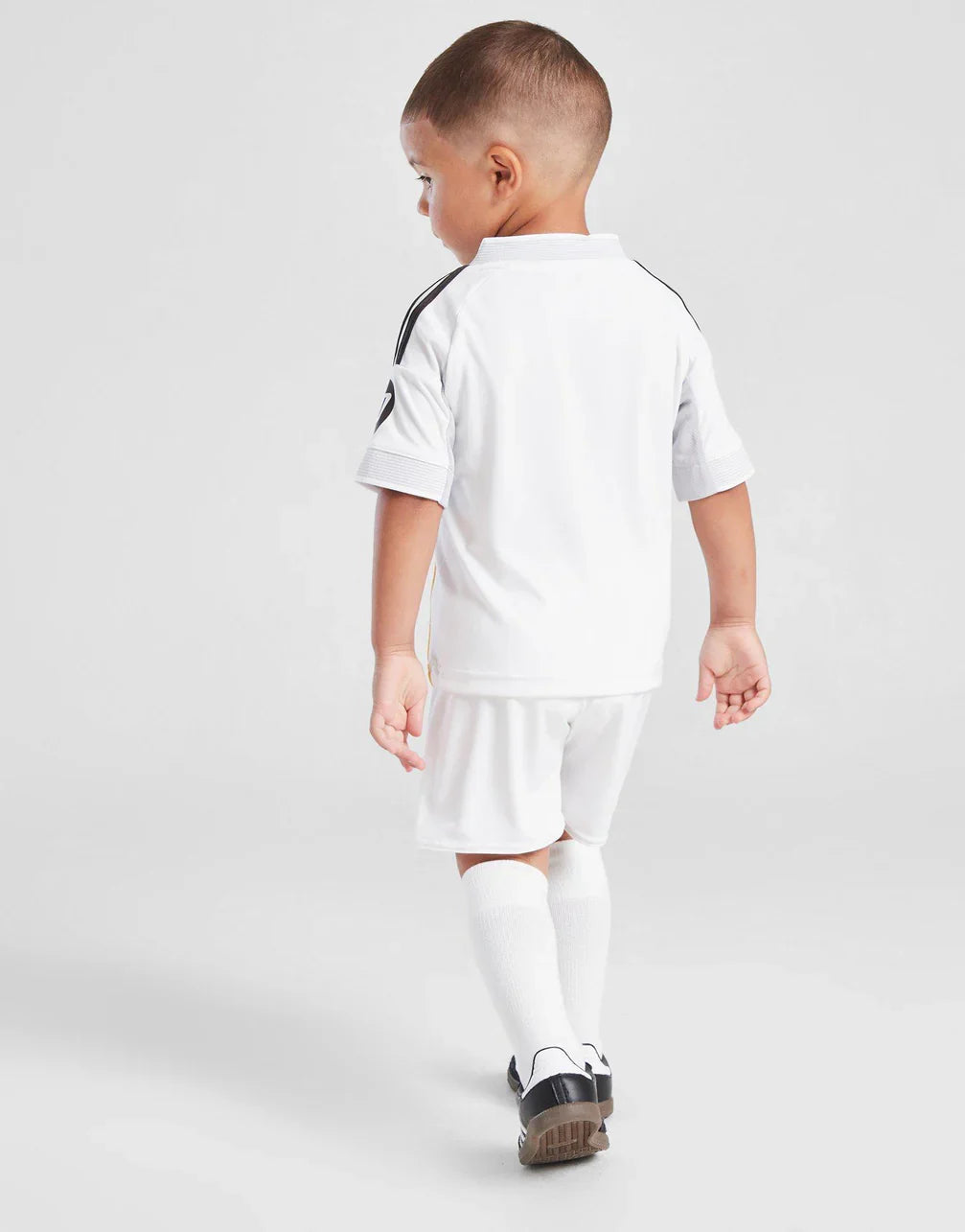 Real Madrid Home 25/26 (Kid's Size)