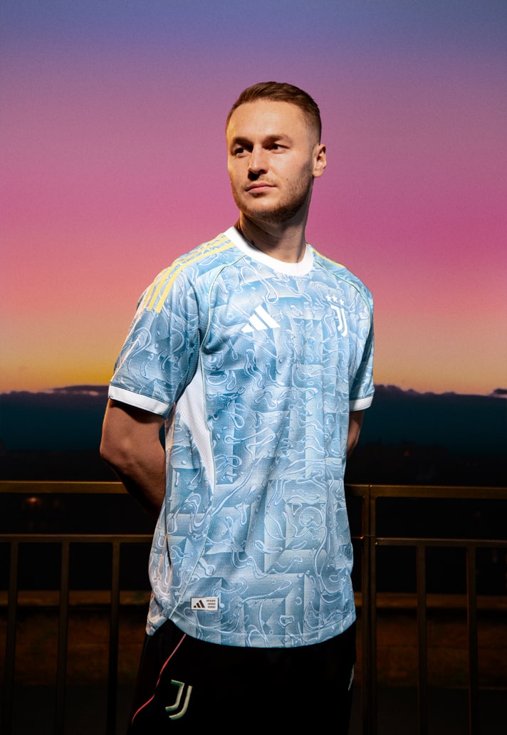 Juventus Away 25/26