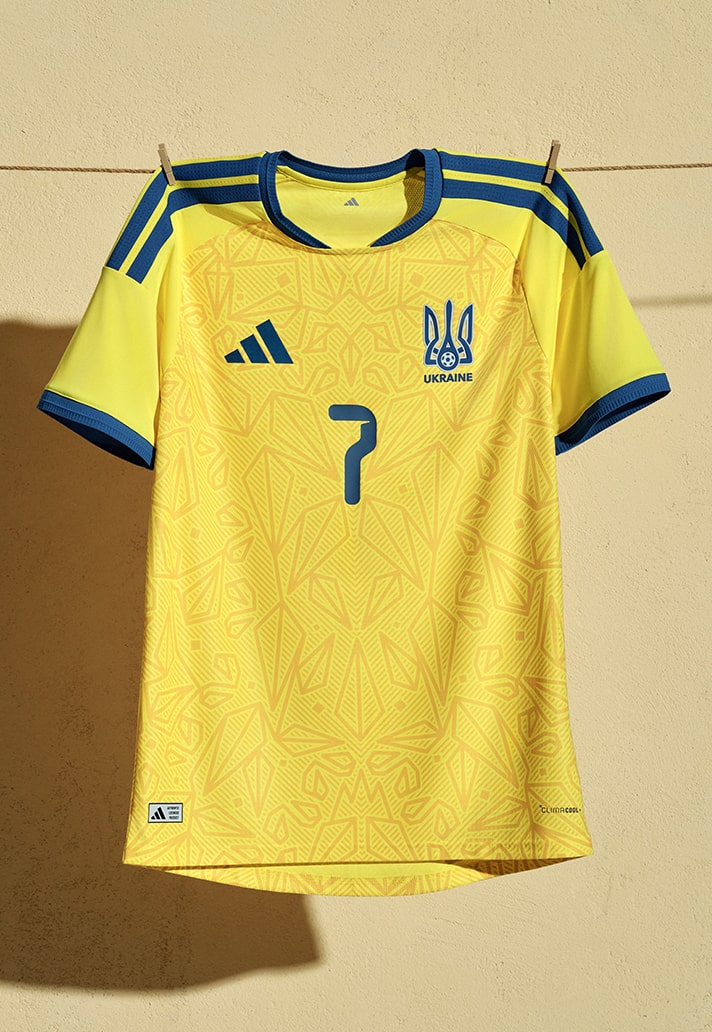 Ukraine Home 26/27
