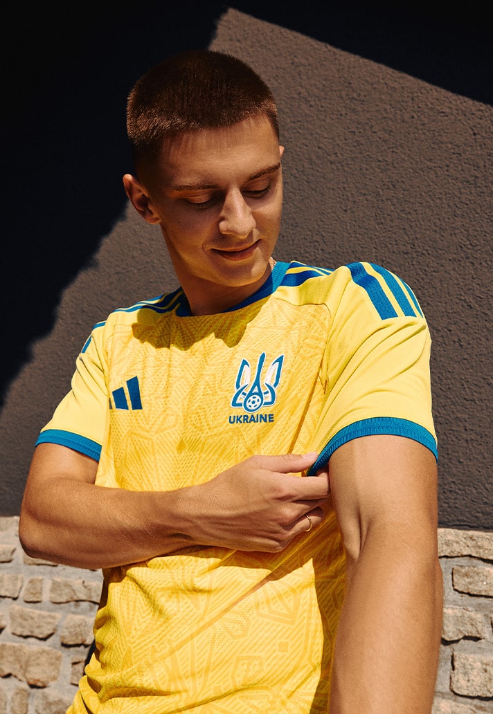 Ukraine Home 26/27